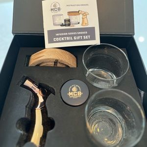 Motor City Barrels Barrel wood smoked cocktail kit & flavored wood chips